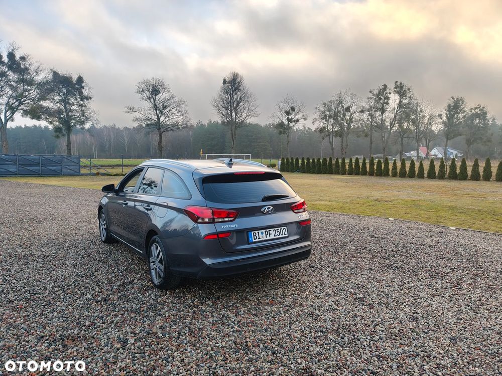 Hyundai i30 1.6 CRDI Select - 26