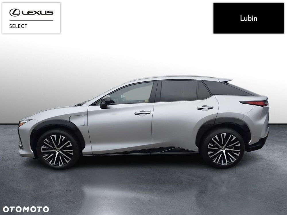 Lexus RZ - 3