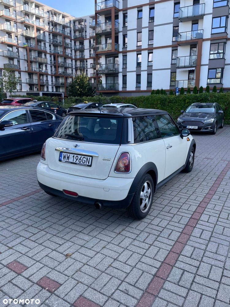 MINI ONE Standard - 7