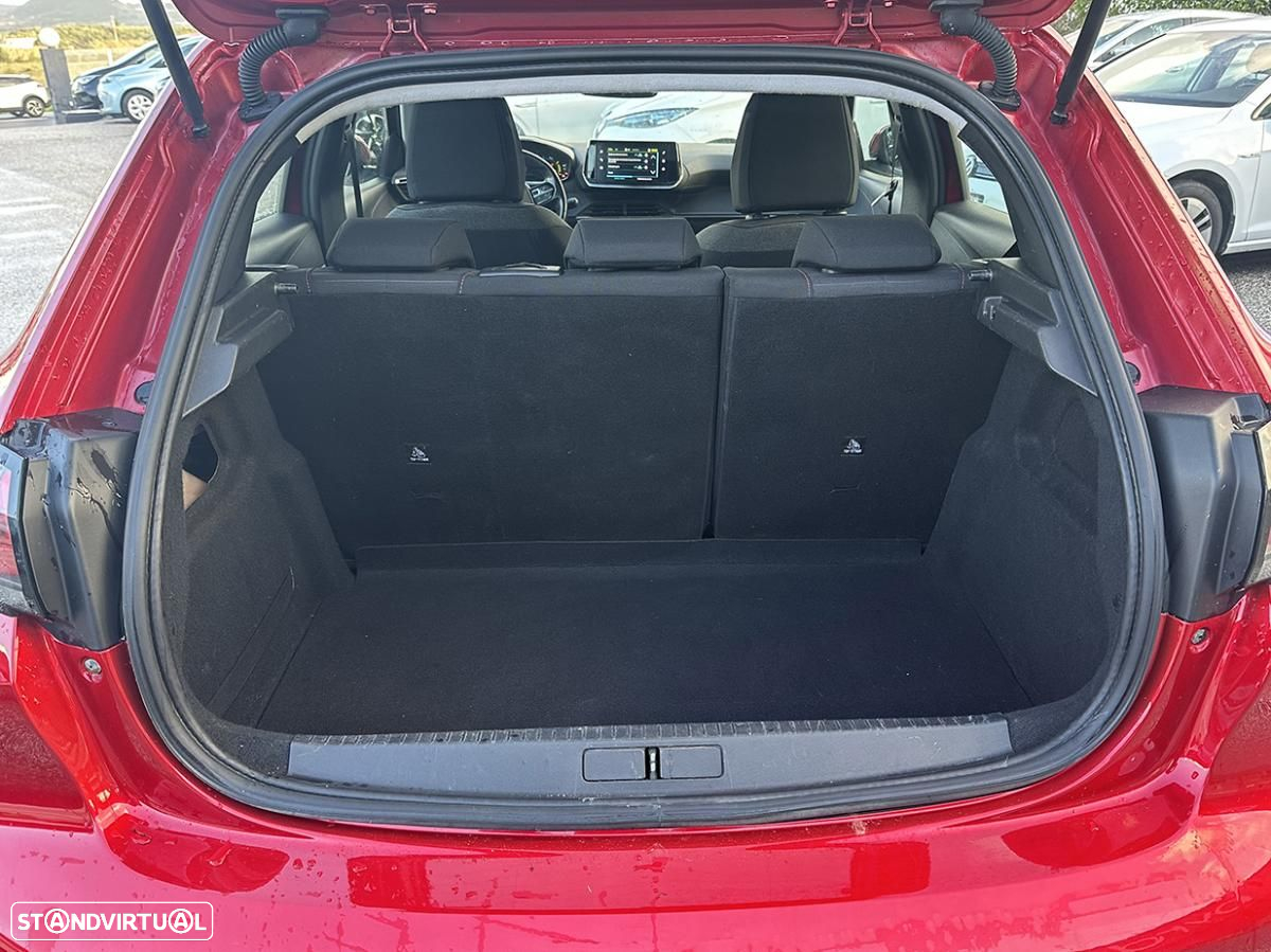 Peugeot e-208 Active - 11