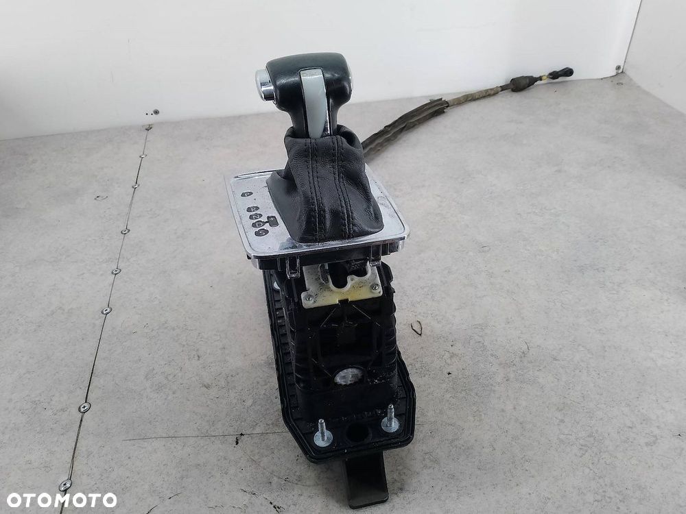 LEWAREK ZMIANY BIEGÓW  PASSAT B6 3C0713265C 3C1713025H 3C1713203A 1K0972353 - 2