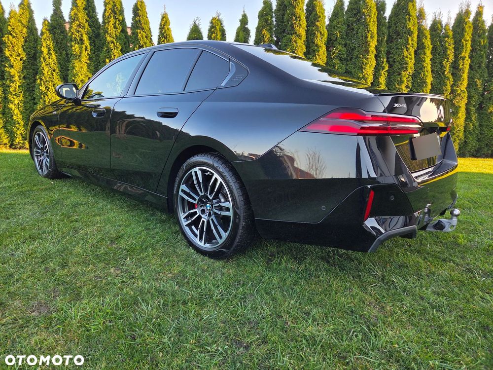 BMW Seria 5 520d xDrive - 13