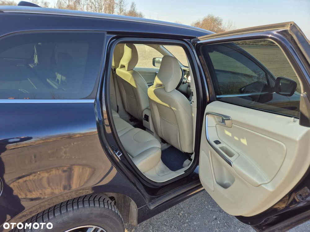 Volvo XC 60 - 21