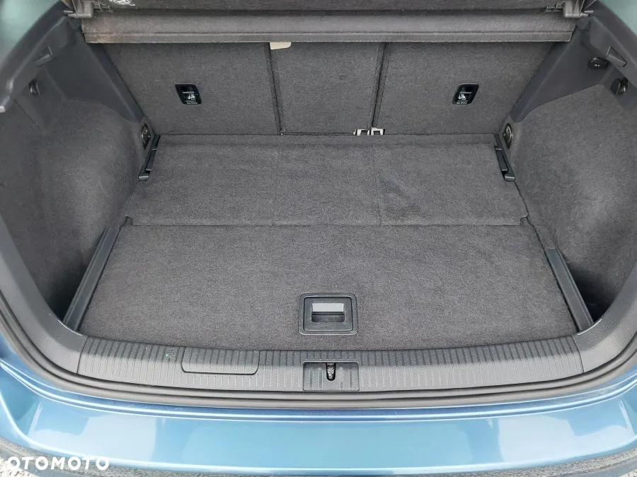 Volkswagen Golf Sportsvan 1.4 TSI (BlueMotion Technology) DSG Highline - 32