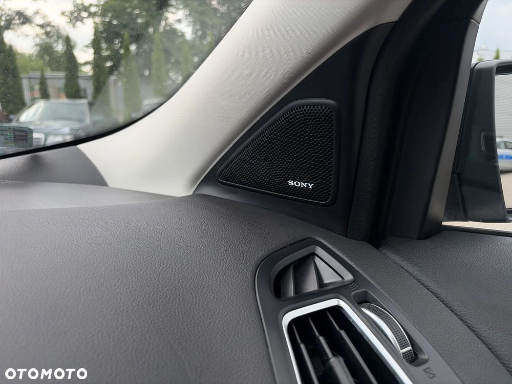 Ford Kuga 1.5 EcoBoost FWD Titanium X - 31