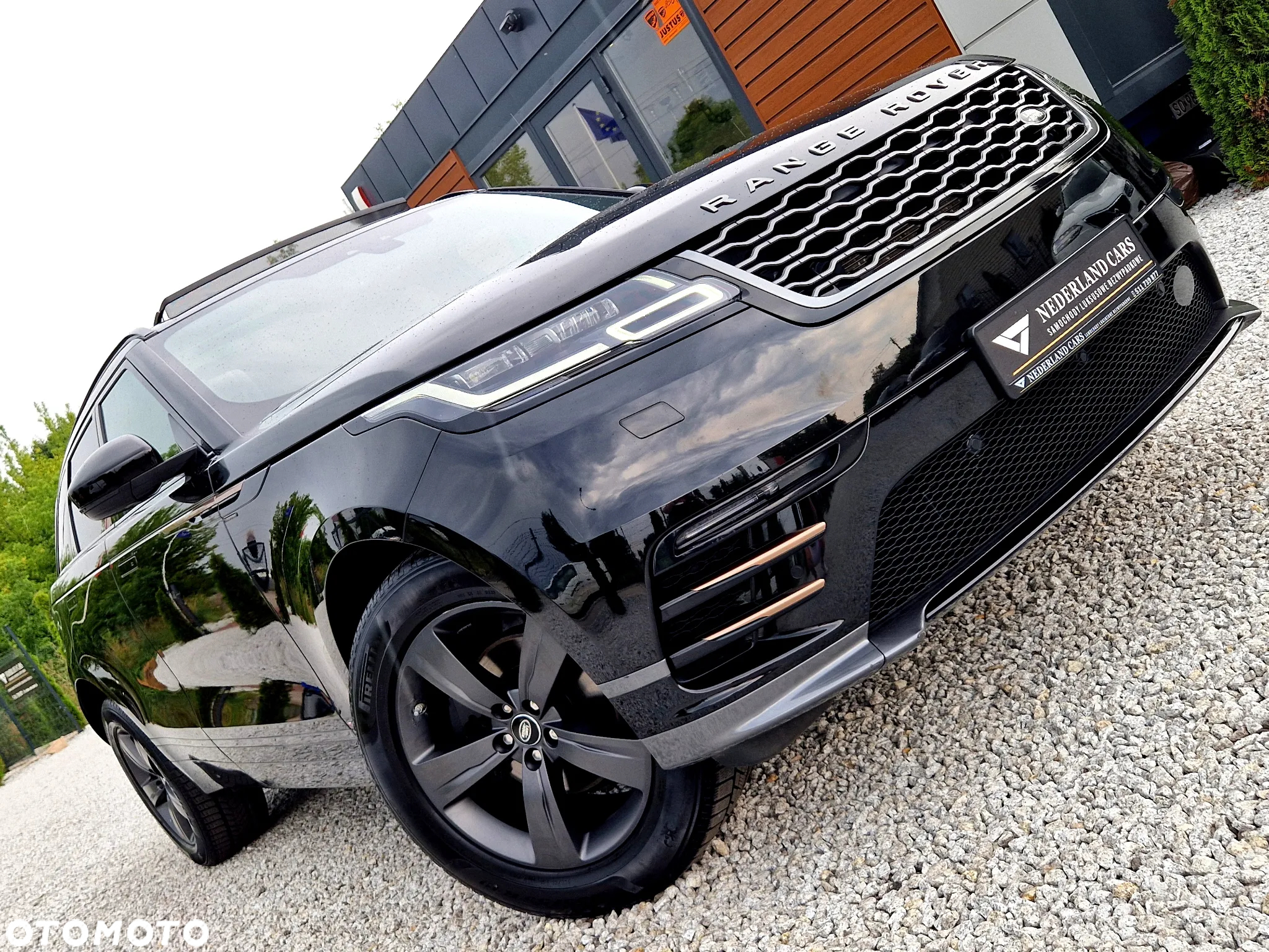 Land Rover Range Rover Velar 2.0 TD4 R-Dynamic - 4