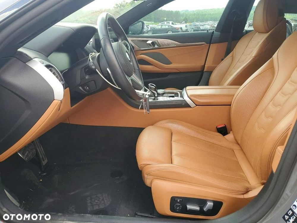 BMW Seria 8 M850i xDrive - 7