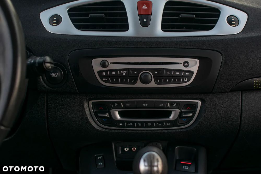 Renault Scenic - 36