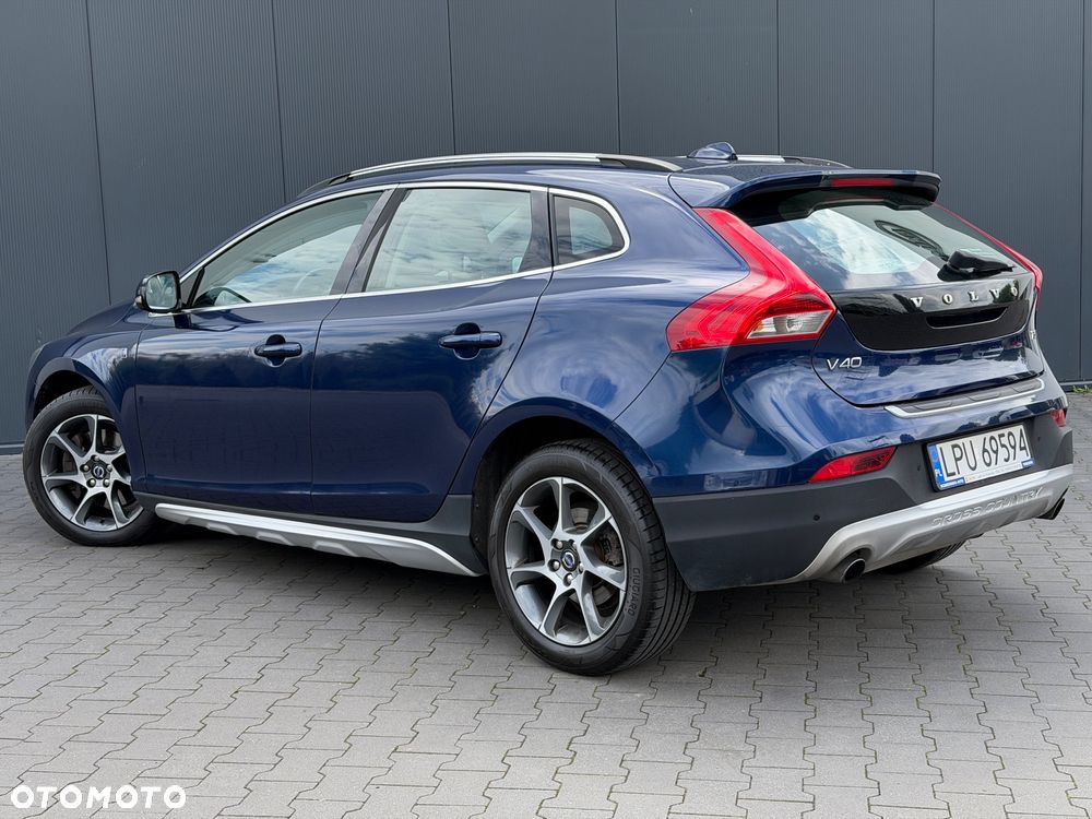 Volvo V40 T3 Drive-E R-Ocean Race - 4