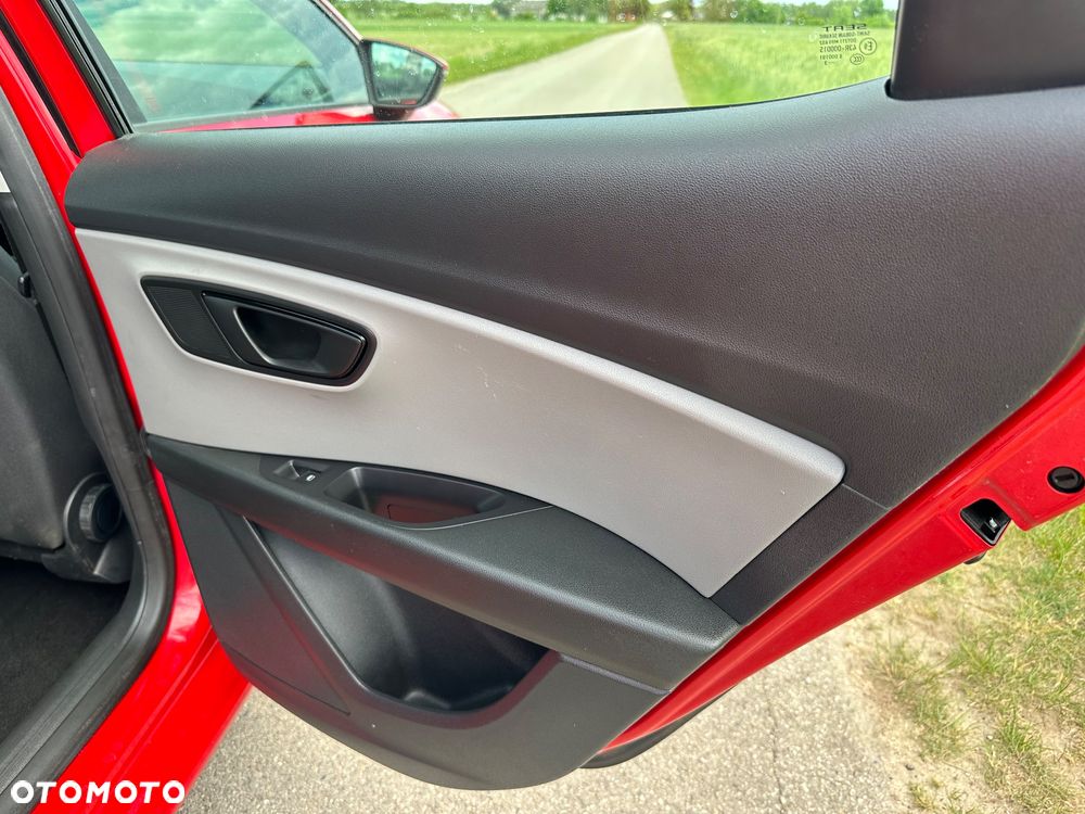 Seat Leon 1.6 TDI ECOMOTIVE Style - 25