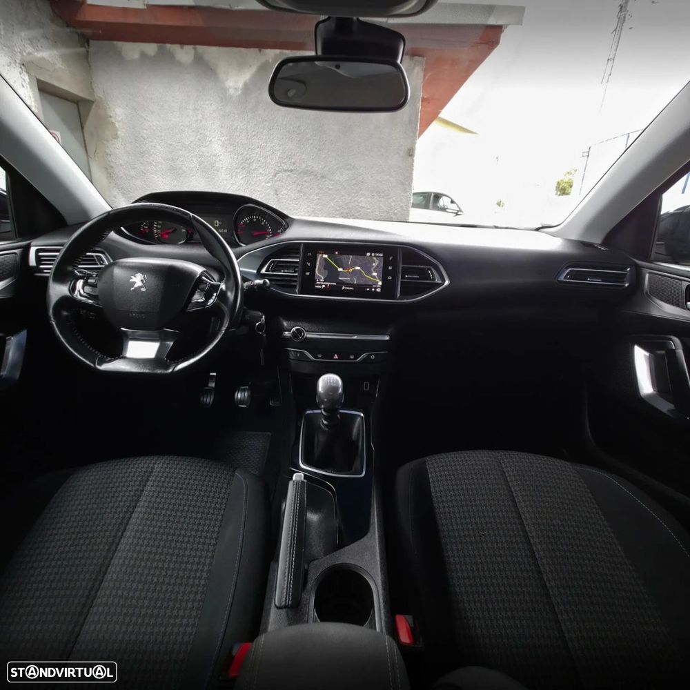 Peugeot 308 1.5 BlueHDi Style - 21