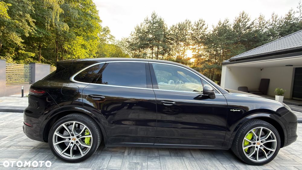 Porsche Cayenne - 3