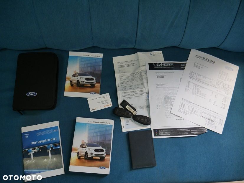 Ford Kuga 2.0 TDCi 4x4 Titanium - 34