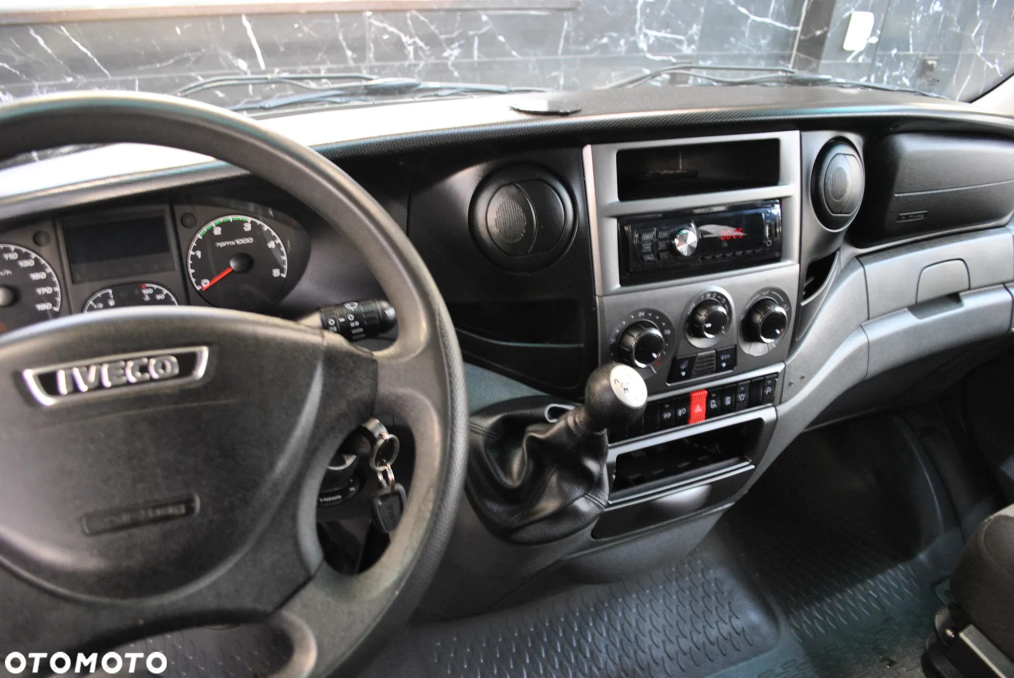 Iveco Daily 29L13 Doka Dubel Kabina Brygadówka Hak Plandeka Automatyczna Skrzynia Webasto 7 Miejsc Obsługa Dróg Autostrad - 11