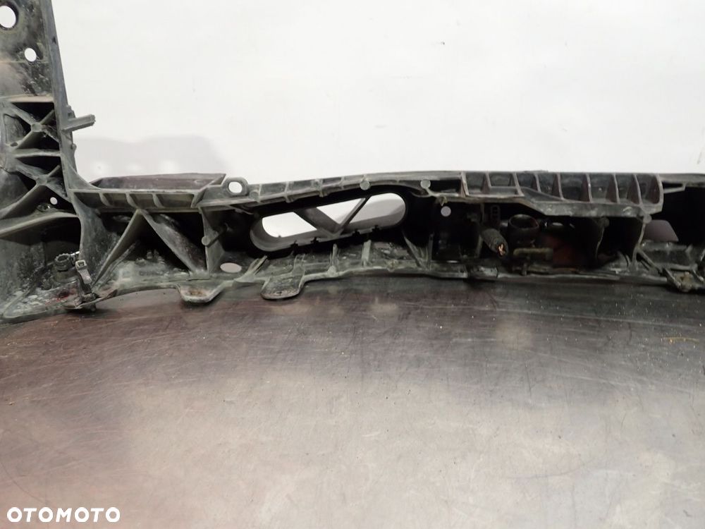 OKULAR PAS OPEL CORSA D - 8