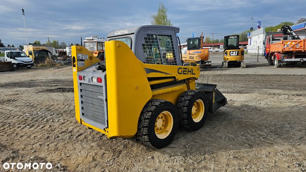 Gehl 4640 MINIŁADOWARKA widły - 6