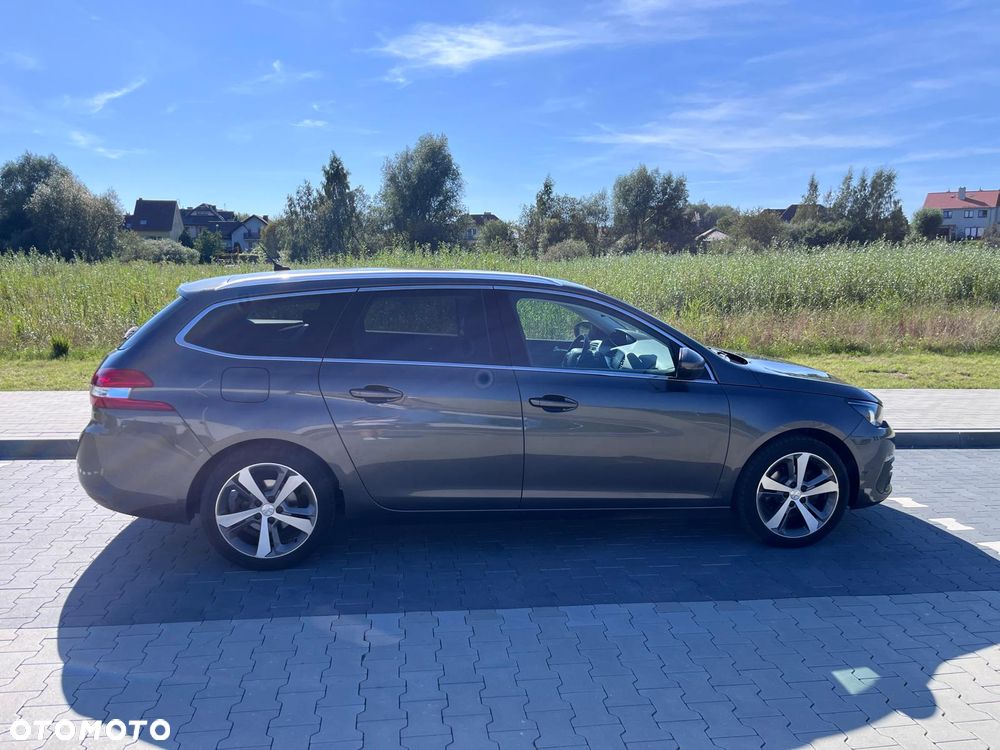 Peugeot 308 - 4