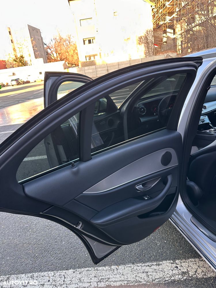 Mercedes-Benz E 250 9G-TRONIC Avantgarde - 9