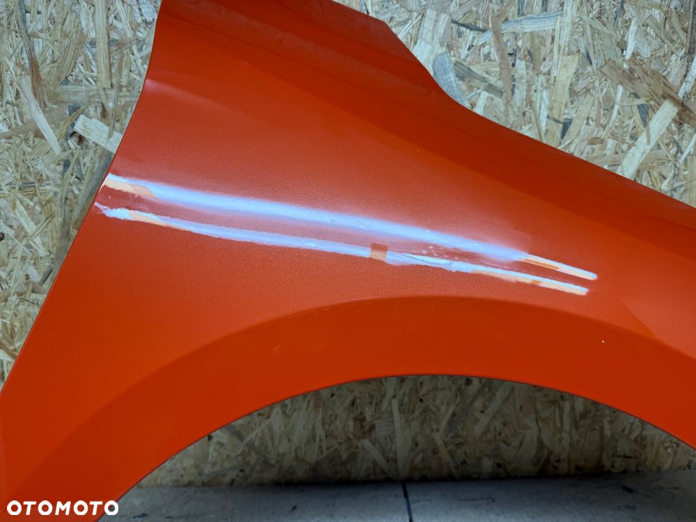 BŁOTNIK PRZÓD PRAWY PRZEDNI PRAWY OPEL CORSA F POMARAŃCZOWY - 20