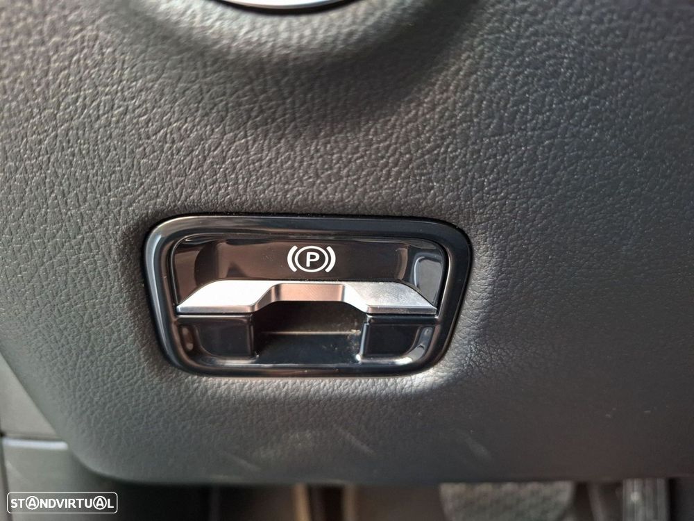 Mercedes-Benz C 220 d Avantgarde - 21