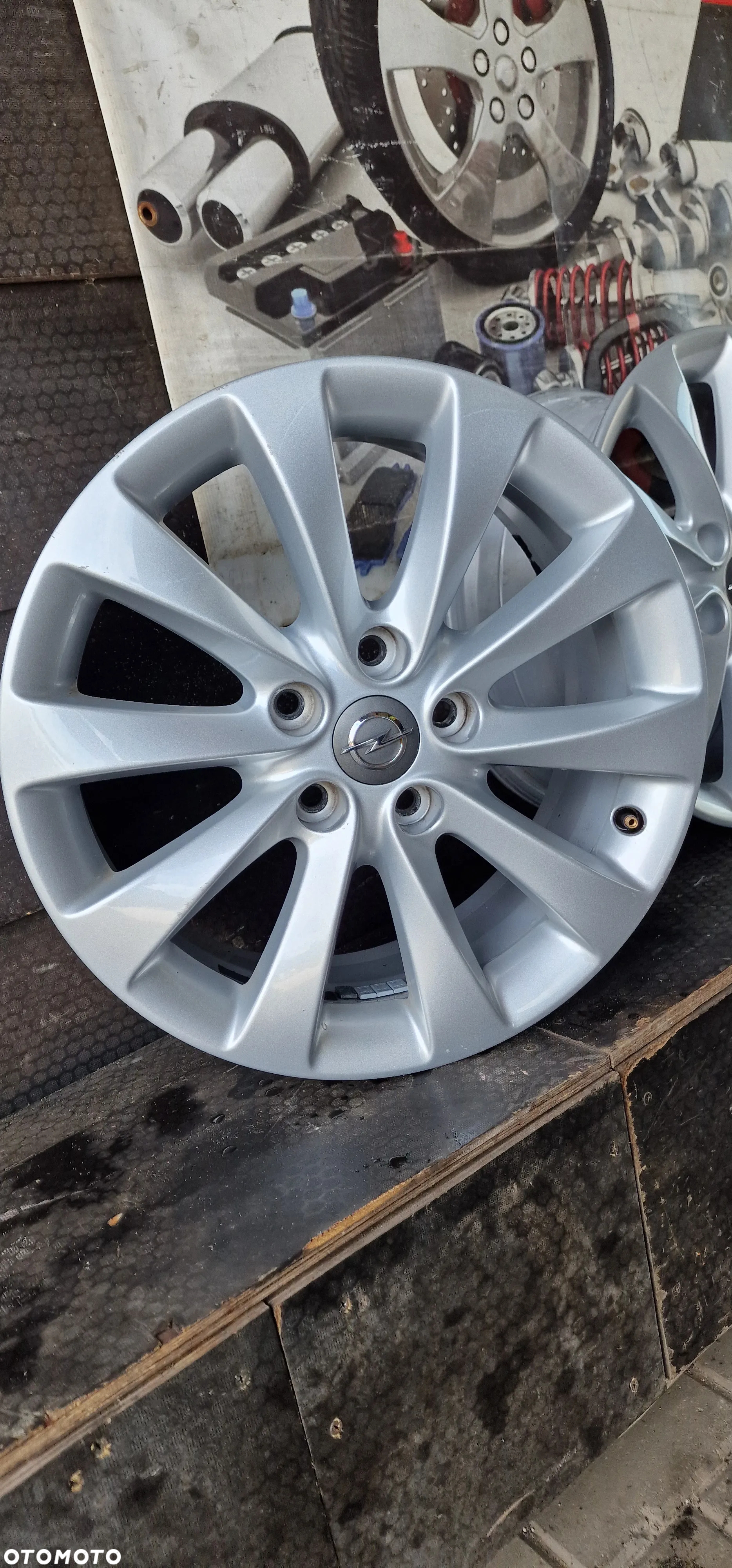 Alufelgi OPEL ASTRA J  5X115 R17 ET44 - 5