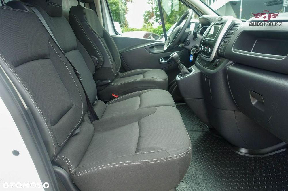Renault Trafic - 22