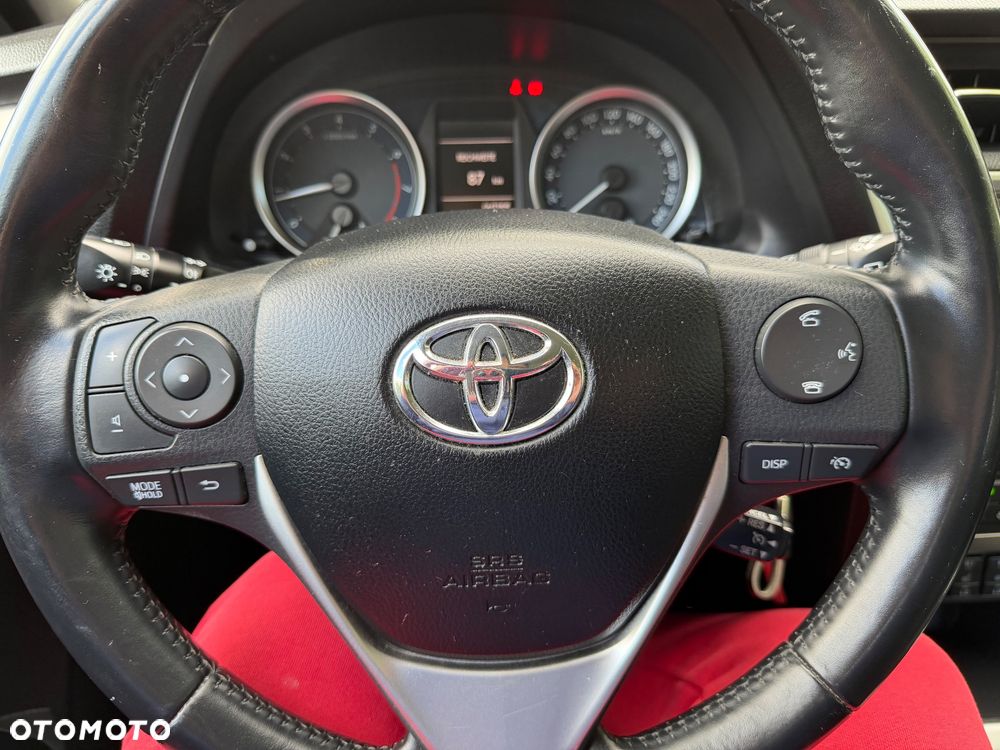 Toyota Auris - 19