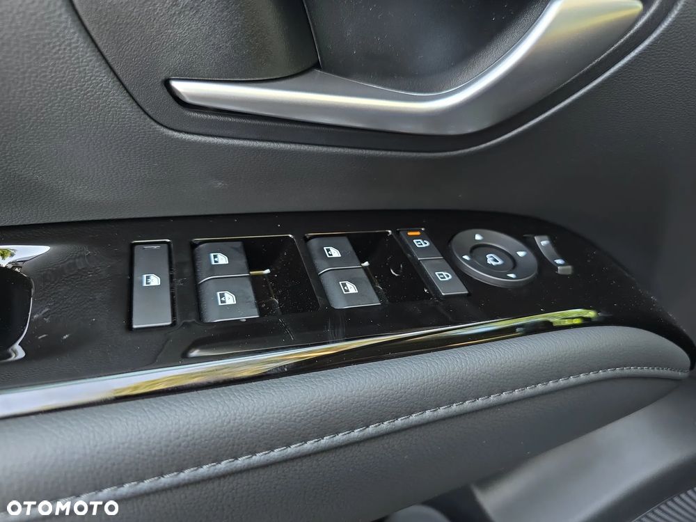 Hyundai Tucson 1.6 T-GDi HEV Executive 2WD - 25