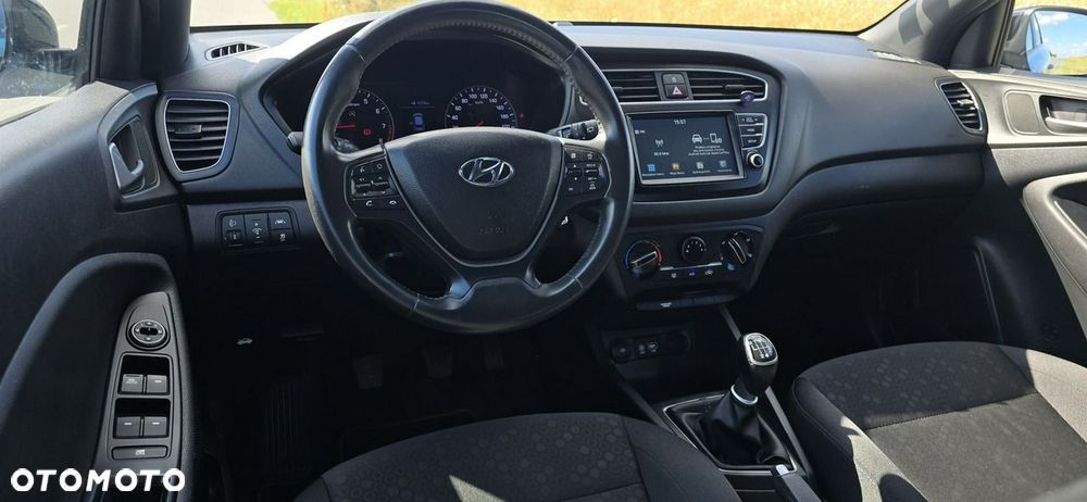 Hyundai i20 - 16