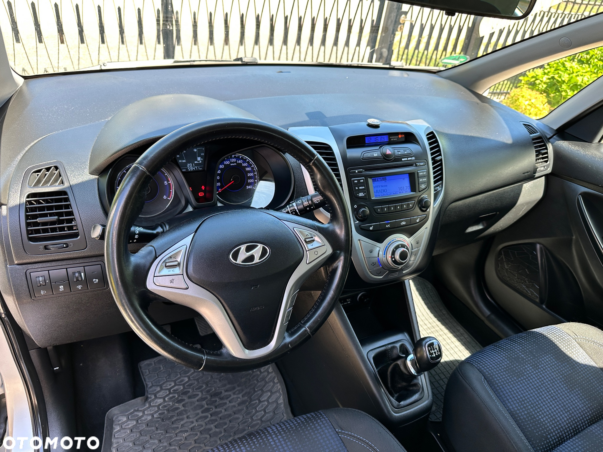 Hyundai ix20 1.6 CRDi Fifa World Cup Edition - 13