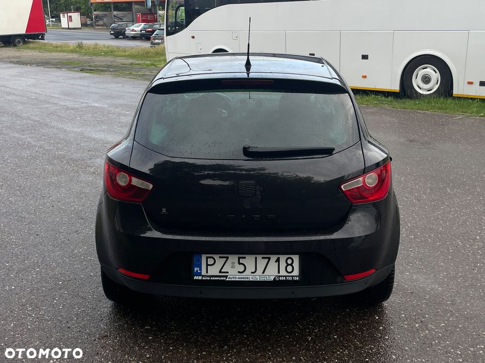 Seat Ibiza SC 1.6 16V Sport - 4