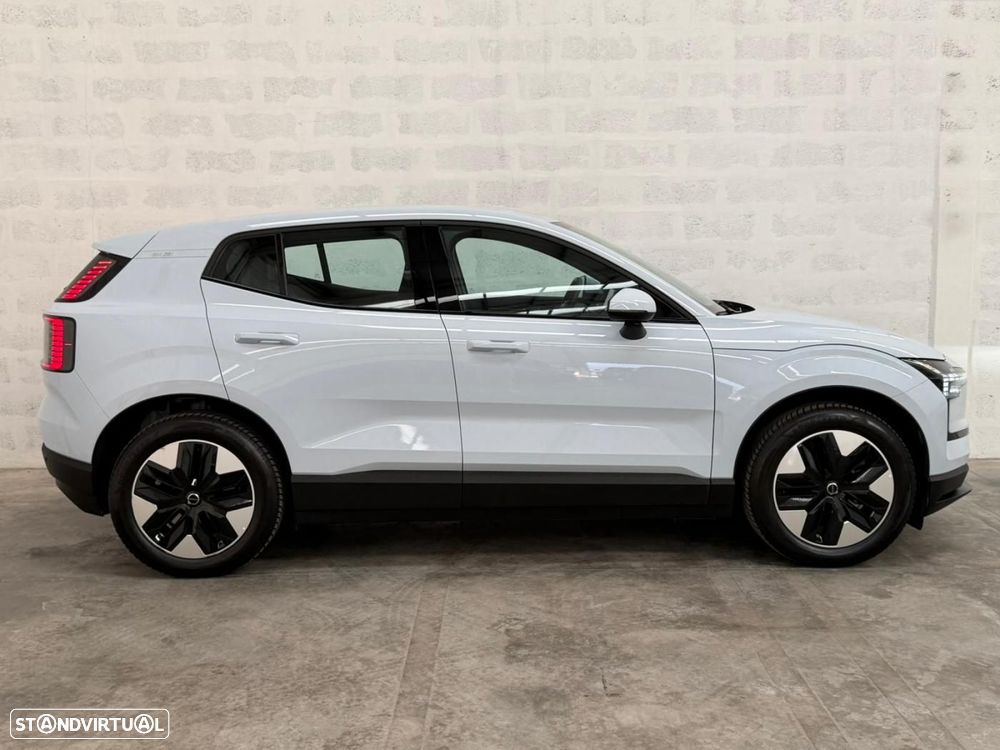 Volvo EX30 69 kWh Single Motor Extended Range Ultra - 2