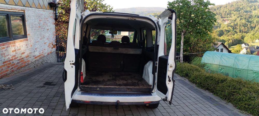 Fiat Doblo 1.3 Multijet 16V Active - 12