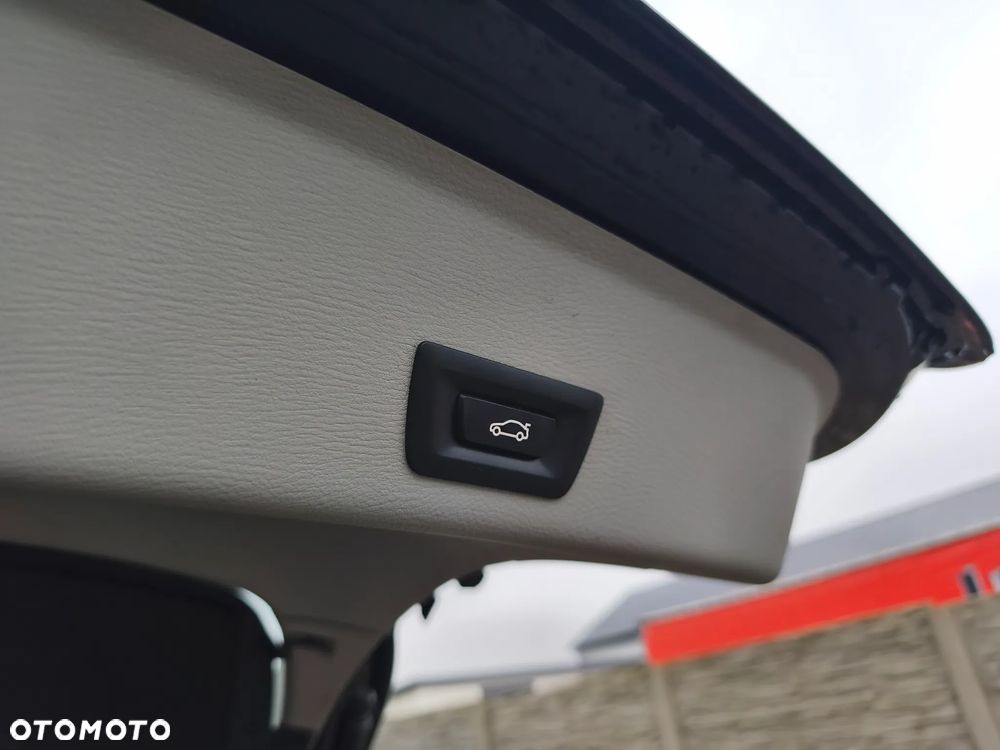 BMW X4 xDrive20i - 20