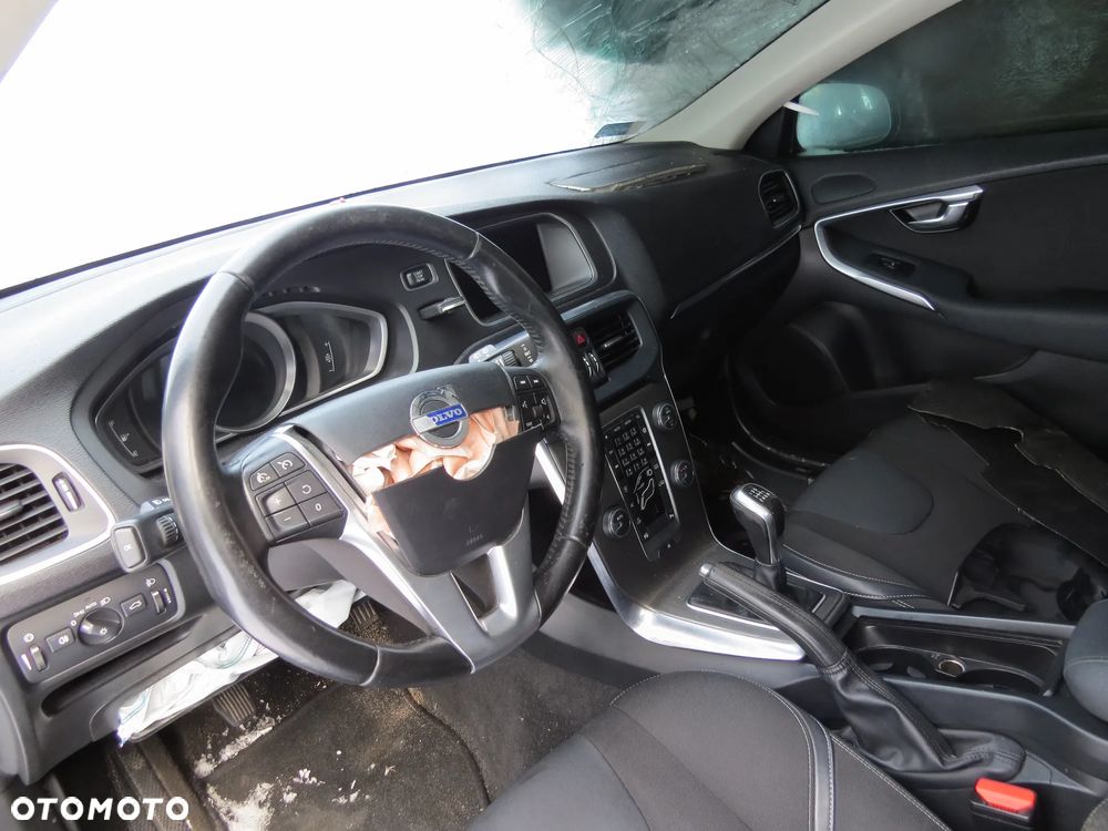 VOLVO V40 II 2.0 D4 D4204T14 LAKIER 714-16 NA CZĘŚCI - 15