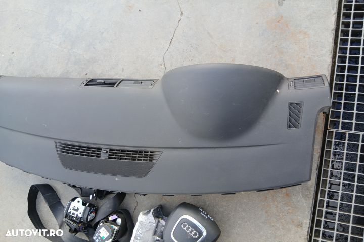 Kit airbag cu plansa de bord 8E0857705F 8E0857706F 8E1880204C 8E09596 - 2