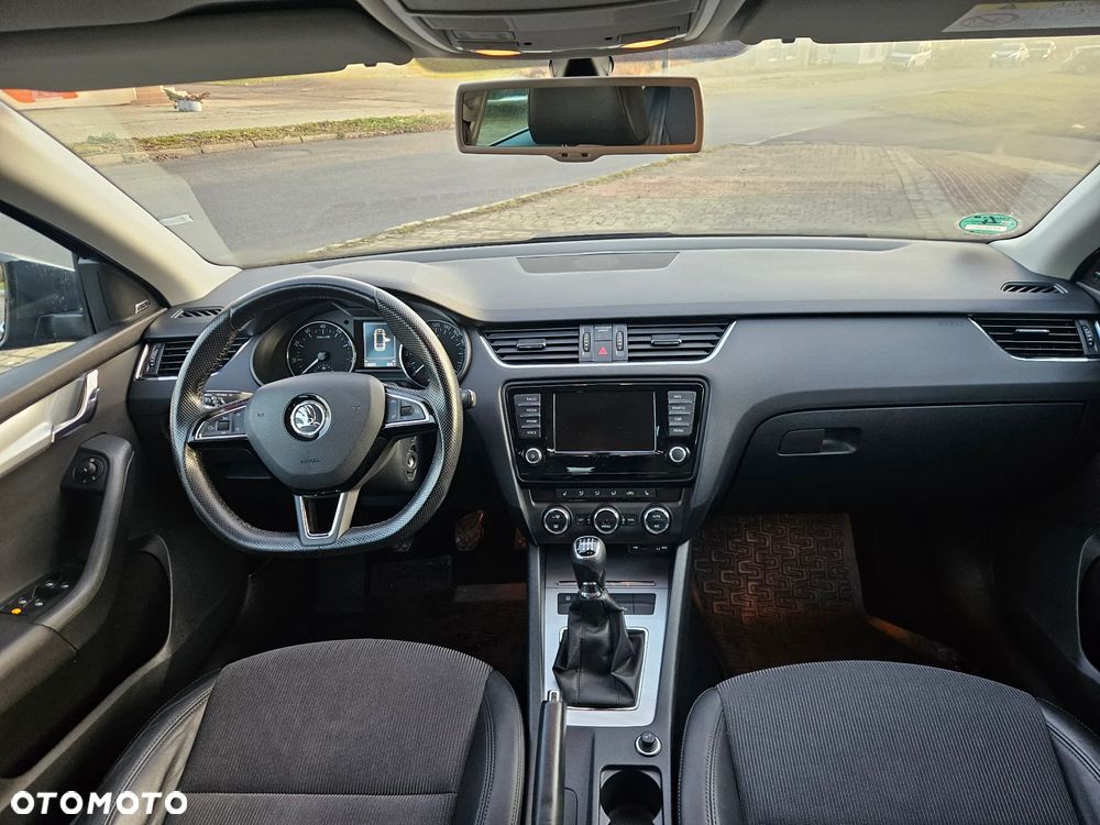 Skoda Octavia 1.4 TSI Style - 28