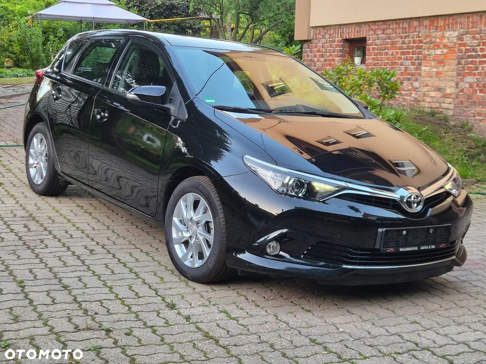 Toyota Auris - 3