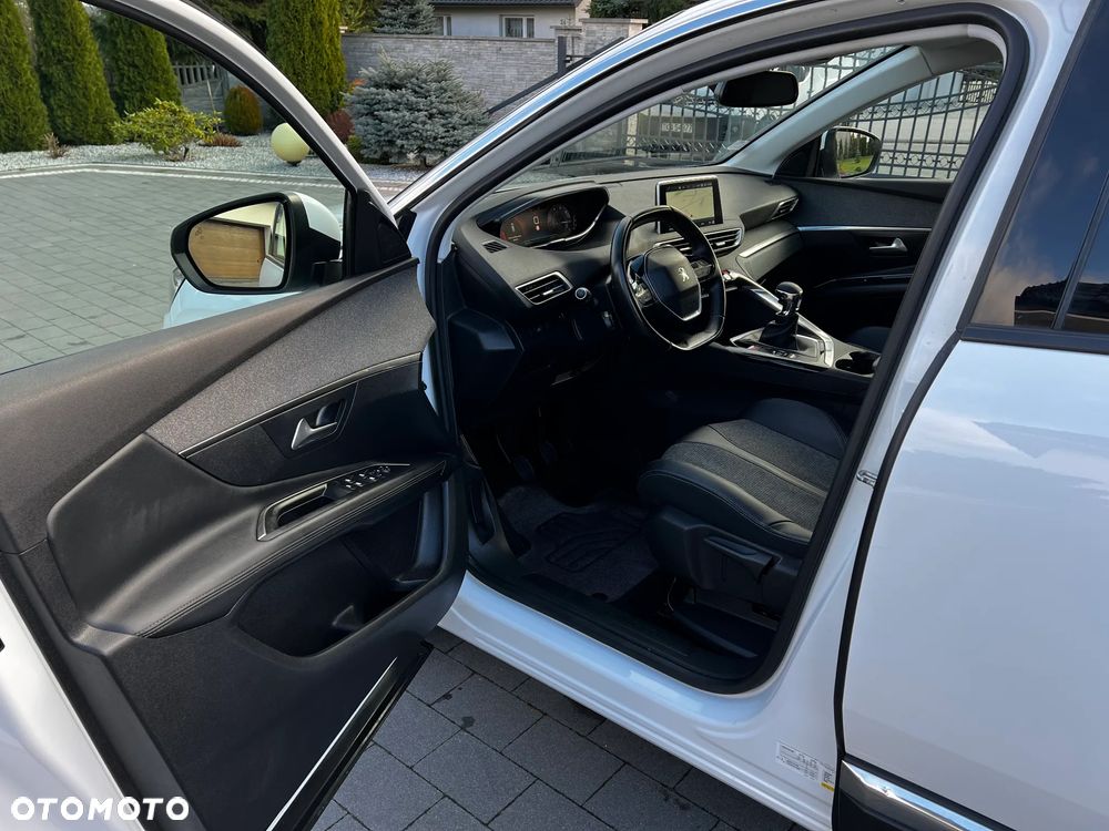 Peugeot 3008 BlueHDi 130 Stop & Start Allure Business-Paket - 18