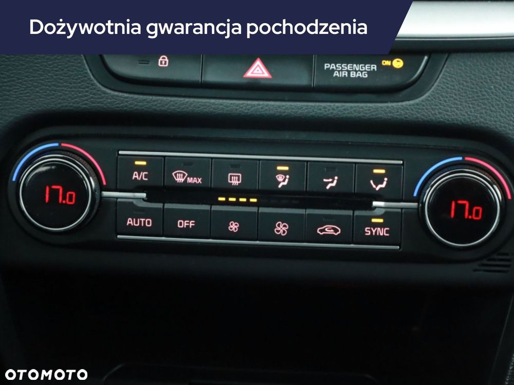 Kia Ceed - 13