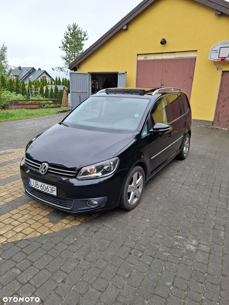 Volkswagen Touran - 1
