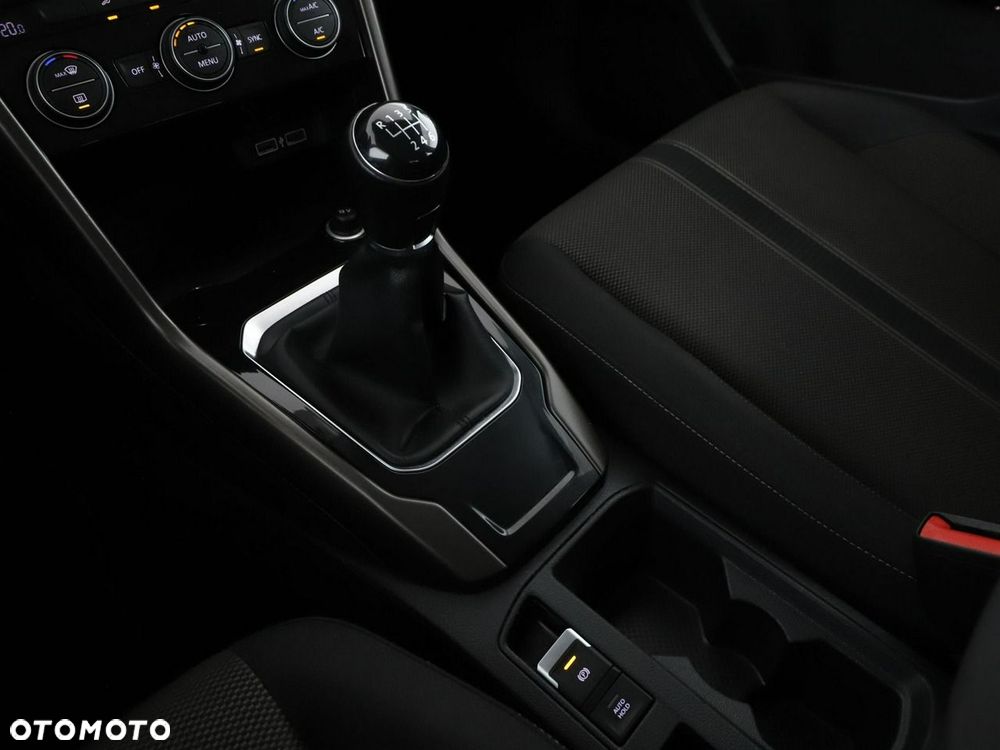 Volkswagen T-Roc 1.0 TSI Style - 30