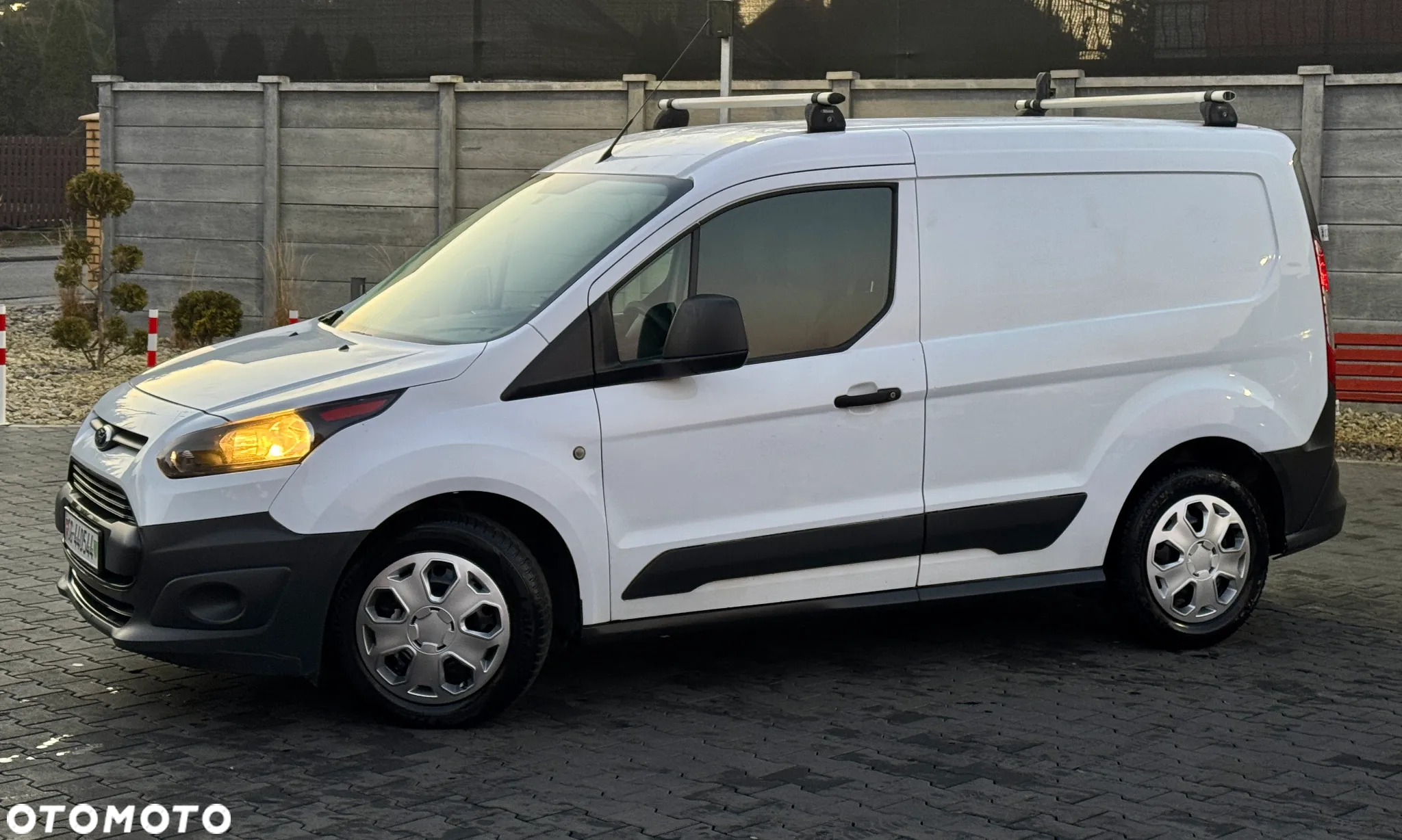 Ford Transit Connect - 9