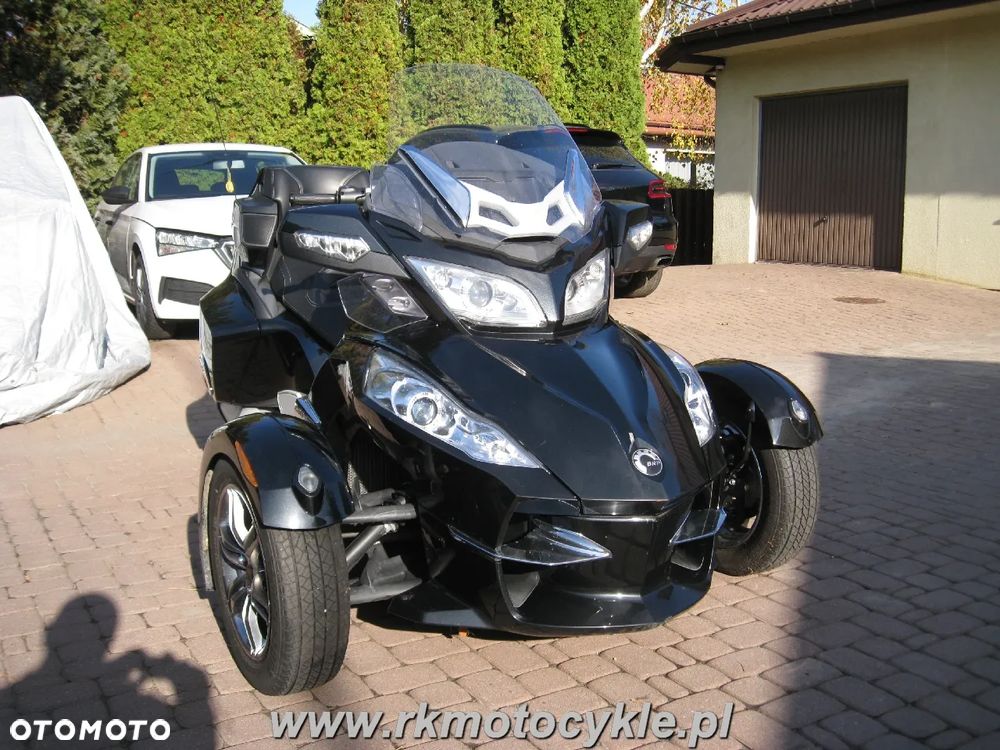 Can-Am Spyder - 1