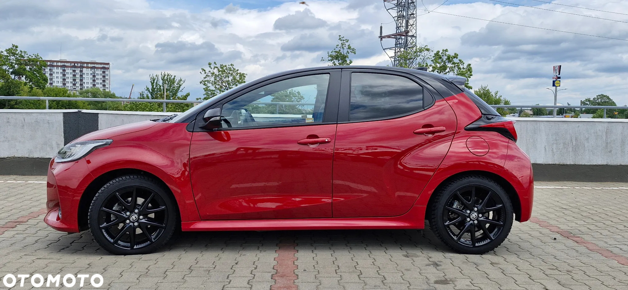 Toyota Yaris Hybrid 1.5 Style - 4