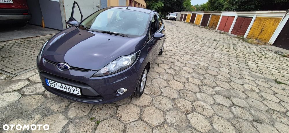 Ford Fiesta 1.25 Gold X EU5 - 10