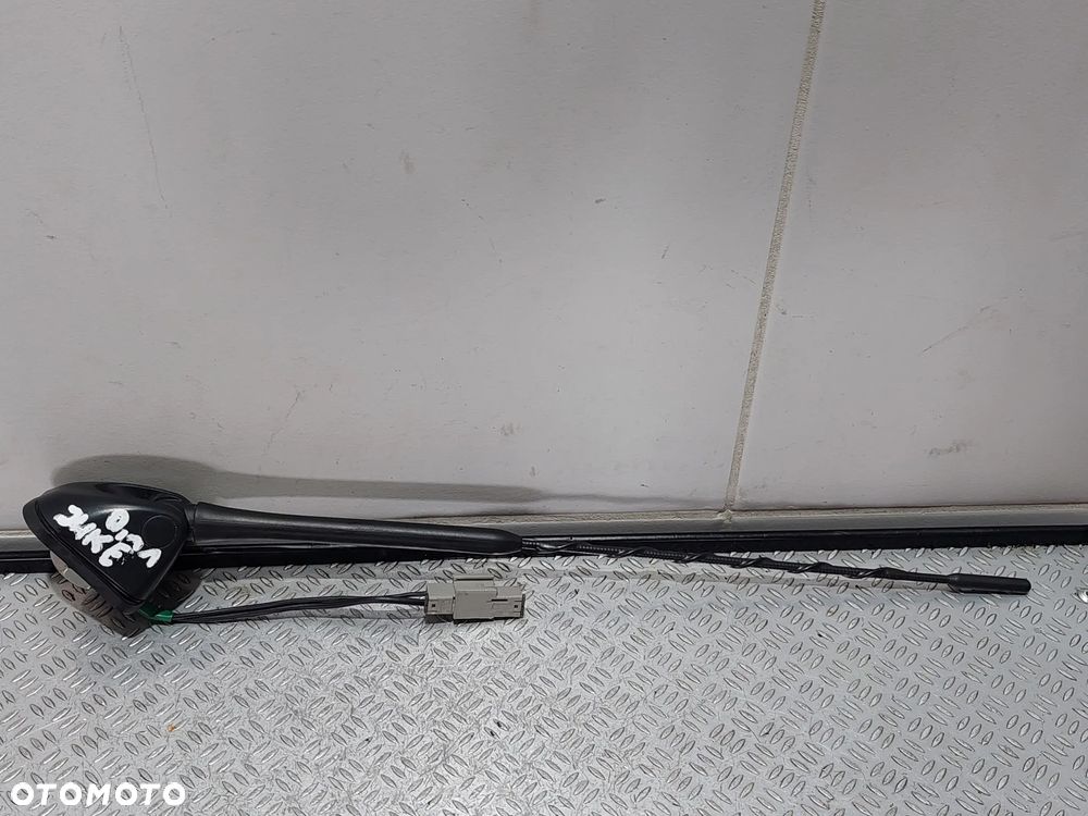 ANTENA DACHOWA NISSAN JUKE R2011 1,6 DIG-T NR B092116 - 5
