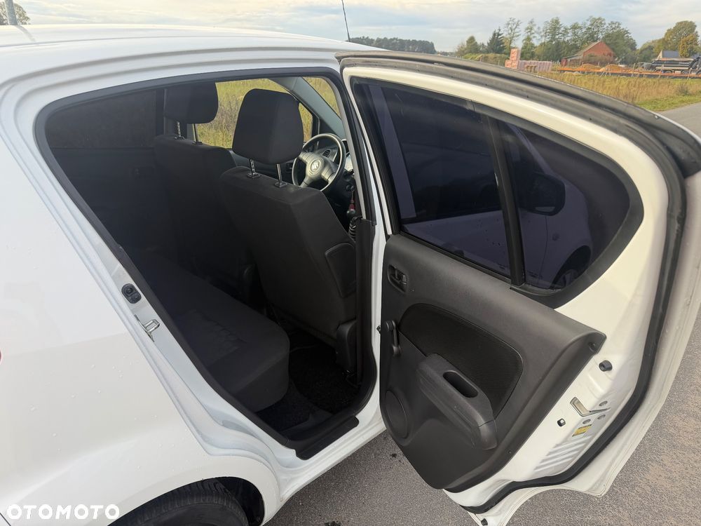Suzuki Splash 1.0 Club - 13
