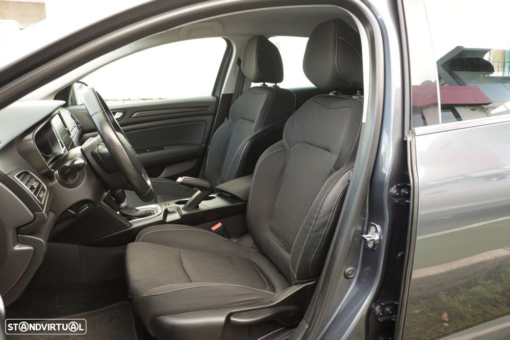 Renault Mégane Sport Tourer 1.5 Blue dCi Limited EDC - 18