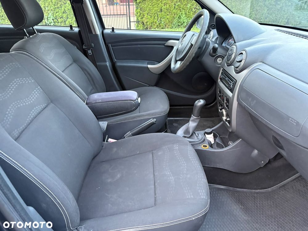 Dacia Sandero Stepway2 1.6 - 25